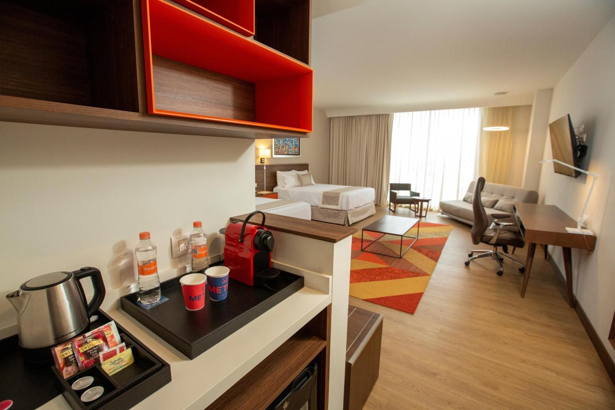 לאון Metria Hotel מראה חיצוני תמונה A typical studio room at a Residence Inn
