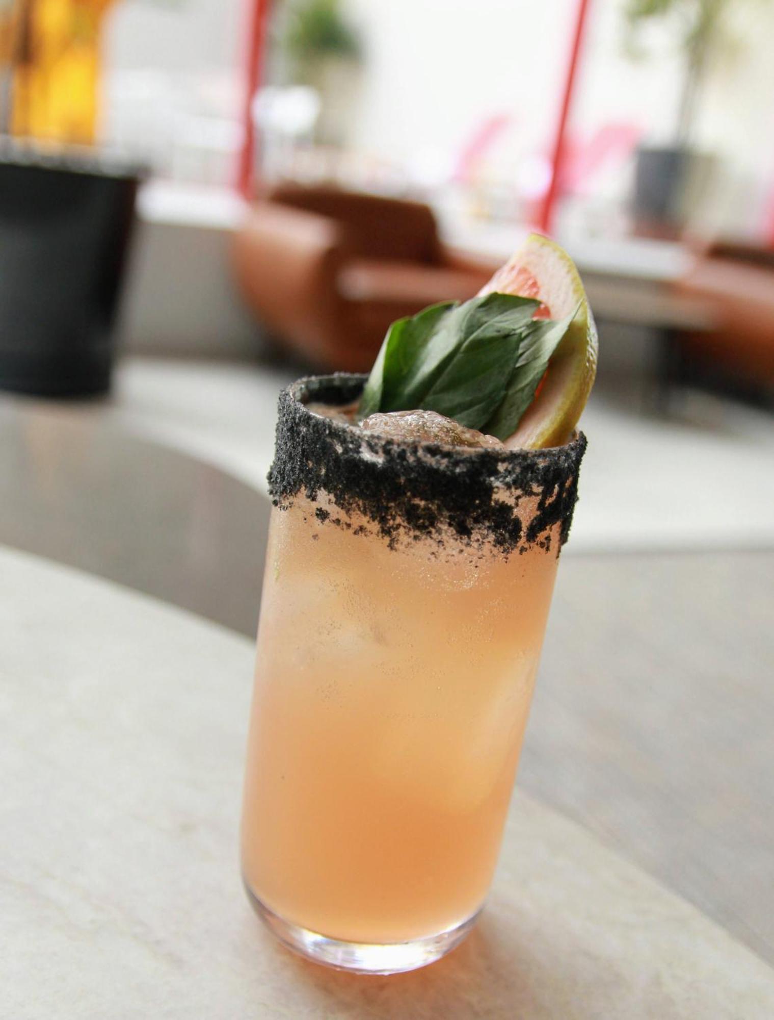 לאון Metria Hotel מראה חיצוני תמונה Paloma cocktail